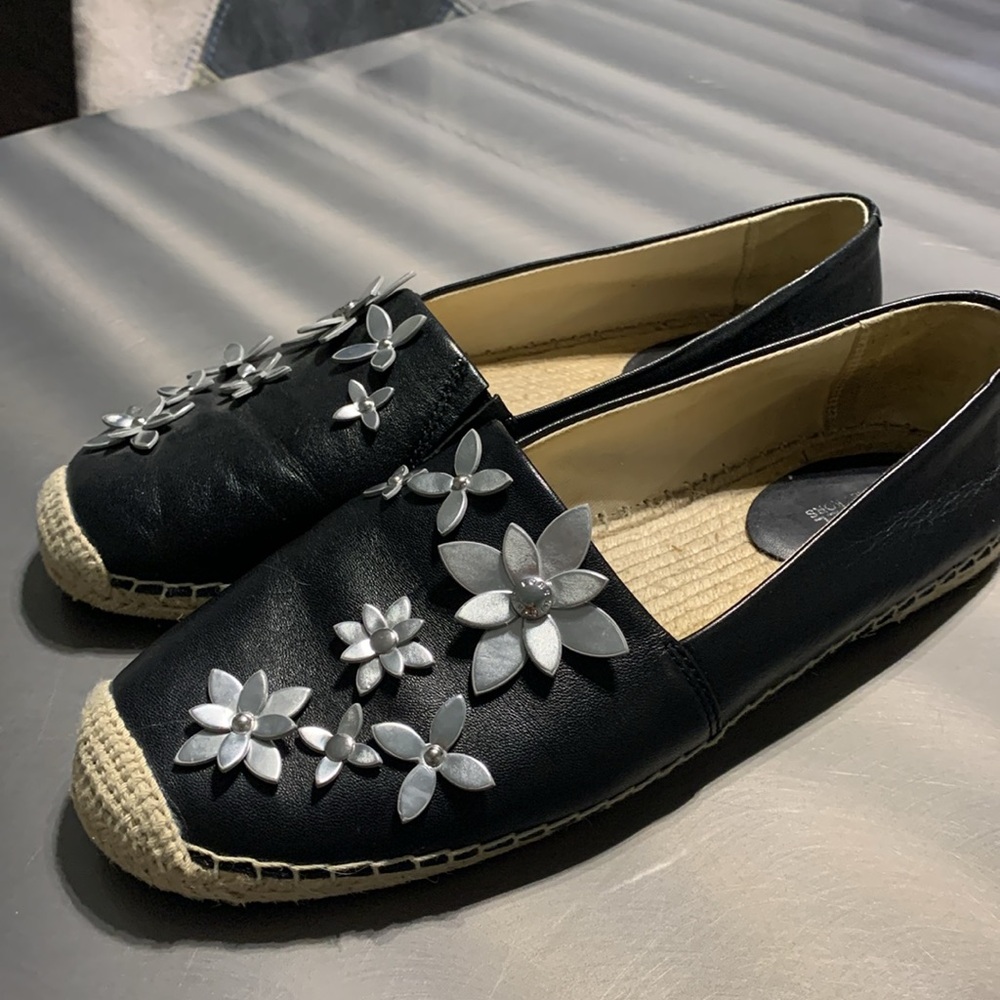 Michael Kors Black & Silver Floral Espadrille Size 8 1/2 - Picture 5 of 11